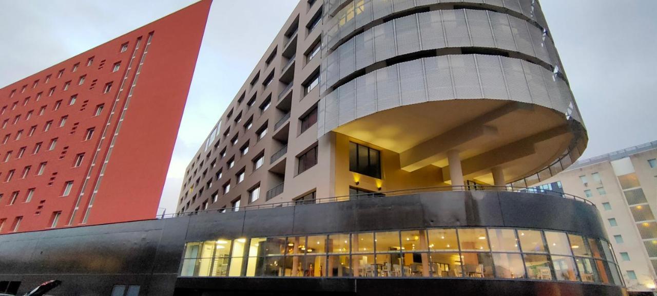 Hotel Aéroport Arenas 3*