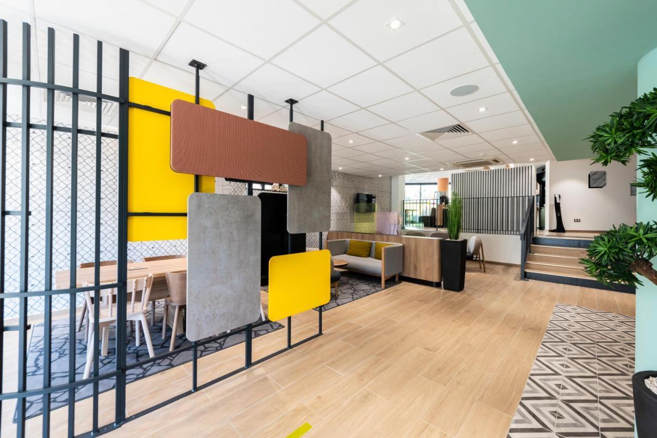 Aéroport Arenas Hotel 3*