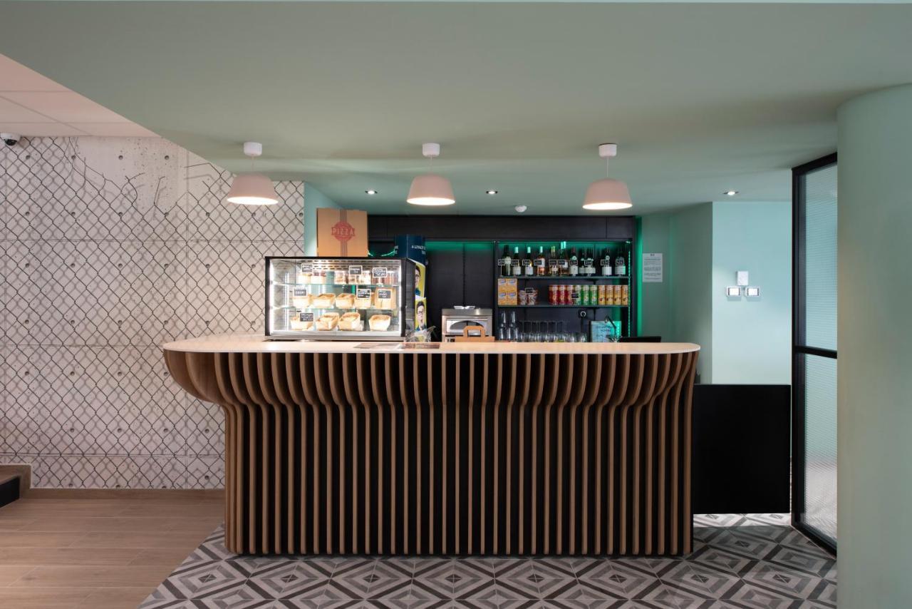 Hotel Aéroport Arenas 3*